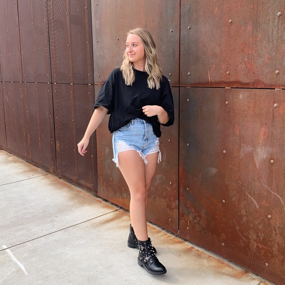 Meet your Posher, Madeline - Picture 1 of 1